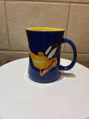 Vintage 1999 Looney Tunes Daffy Duck XPress Raised Graphic 3D Coffee Mug